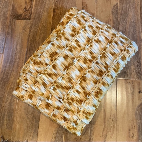 Crochet Throw 96” X 70” Handmade Chunky Blanket in Yellow White Caramel Large - Picture 2 of 5